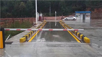 鑫鑫為您解答：60t電子汽車(chē)衡接通儀表后，顯示負(fù)超載？